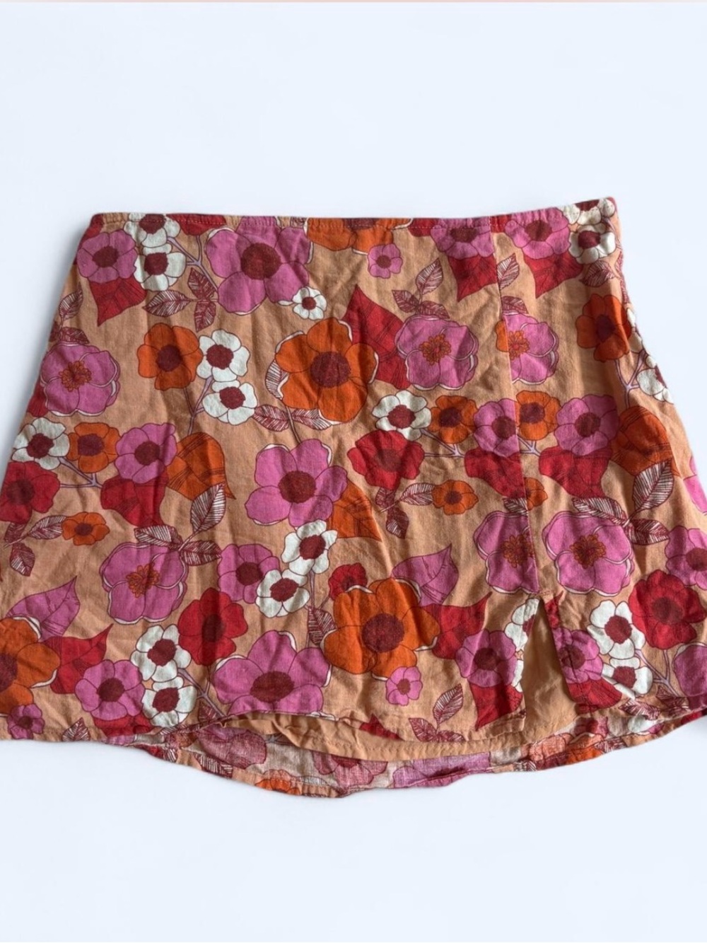 Floral mini skirt